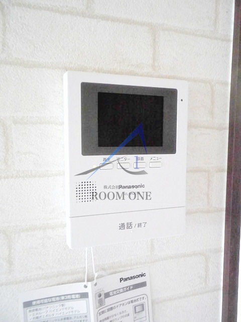 セキュリティ　モニター付きインターホンです。
