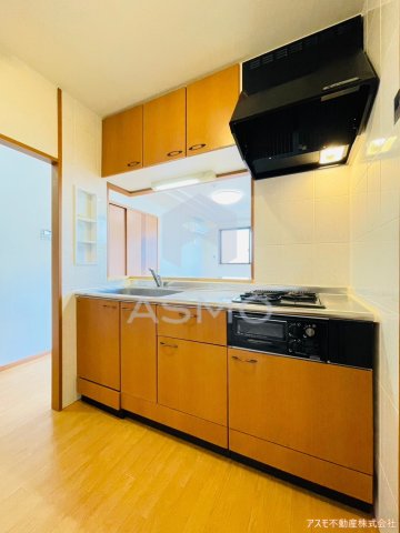 キッチン　同マンション別部屋　参考写真