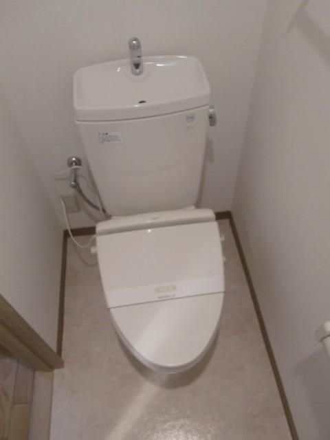 トイレ　清潔感ありますね
