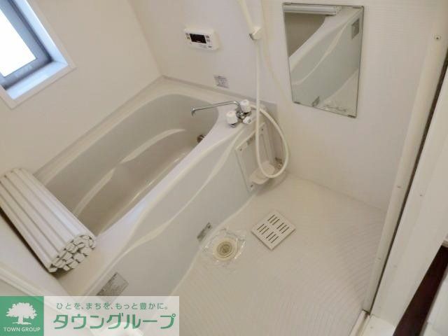 バス・シャワールーム　追い焚き機能付きお風呂です