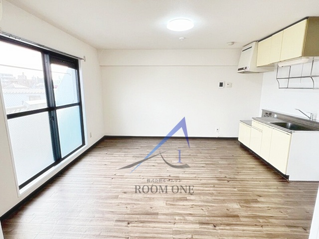 居室・リビング　洋室のお部屋です。