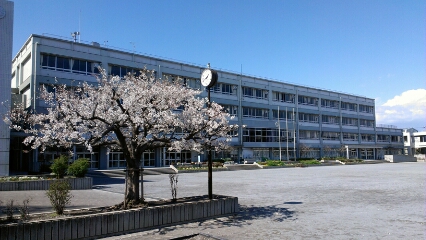 小学校　川崎市立高津小学校（小学校）まで458m