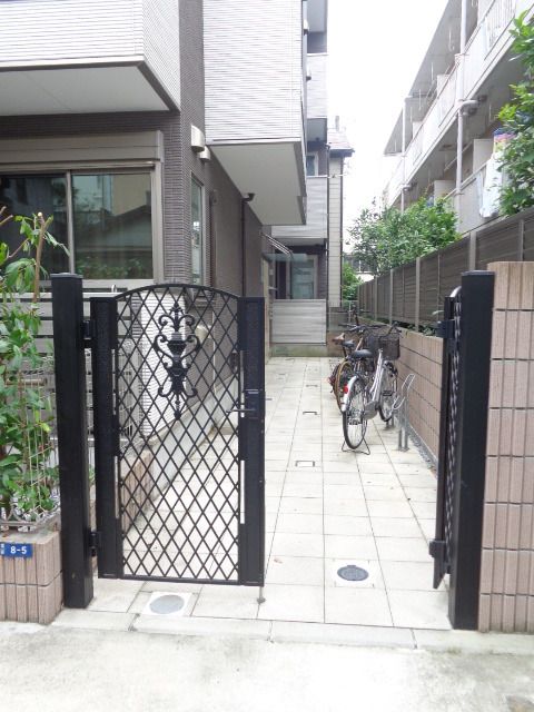 エントランス　エントランス