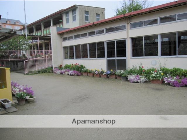 幼稚園・保育園　奈良市立六条幼稚園（幼稚園・保育園）まで667m