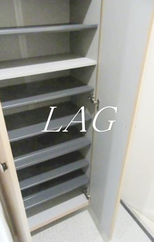 玄関　玄関です。