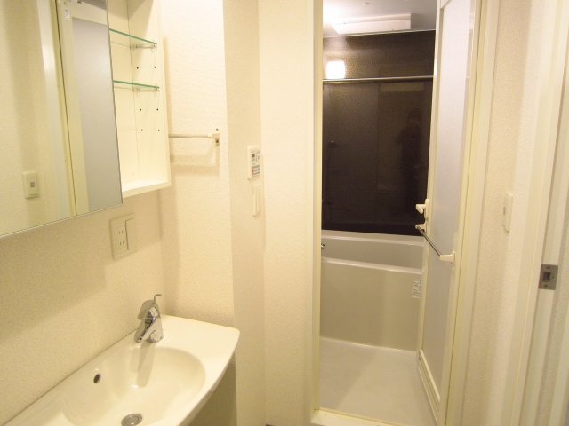 洗面設備　※参考写真
