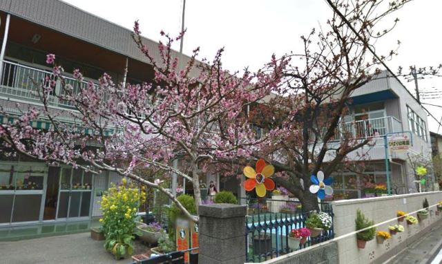 幼稚園・保育園　ひばり幼稚園（幼稚園・保育園）まで300m