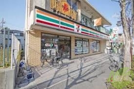 コンビニ　セブンイレブン芦屋東山町店（コンビニ）まで678m
