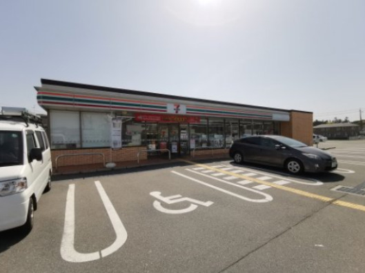コンビニ　セブンイレブン 藤井寺古室3丁目店（コンビニ）まで200m