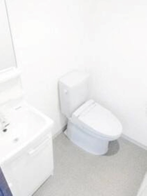 トイレ　別部屋同仕様タイプ
