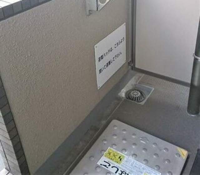 バルコニー　バルコニー