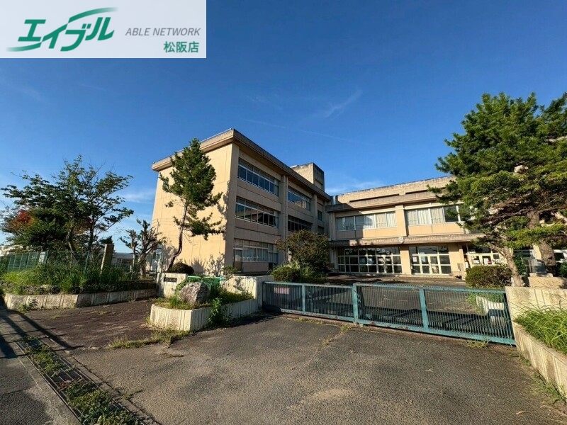 小学校　津市立雲出小学校（小学校）まで1597m