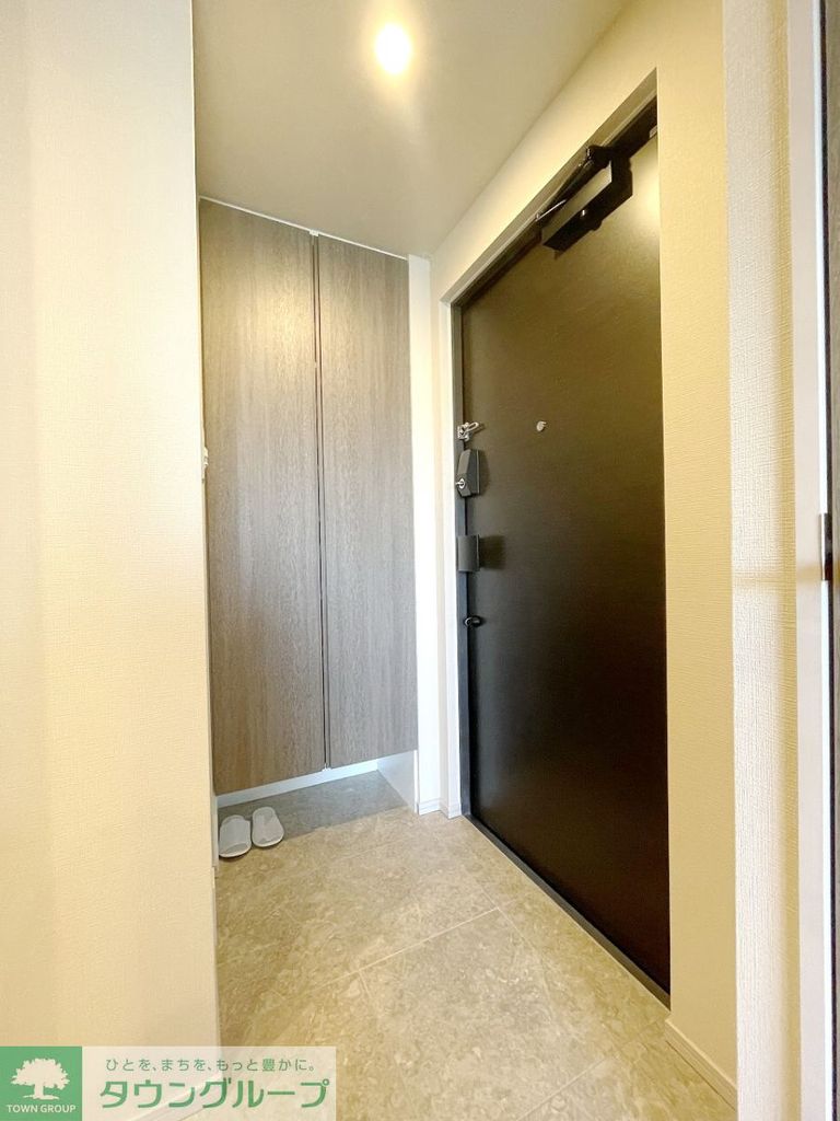 玄関　お部屋探しは株式会社　タウンハウジング　までお気軽にお問合…
