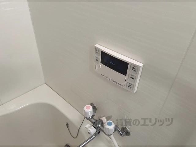 その他設備　給湯器リモコン
