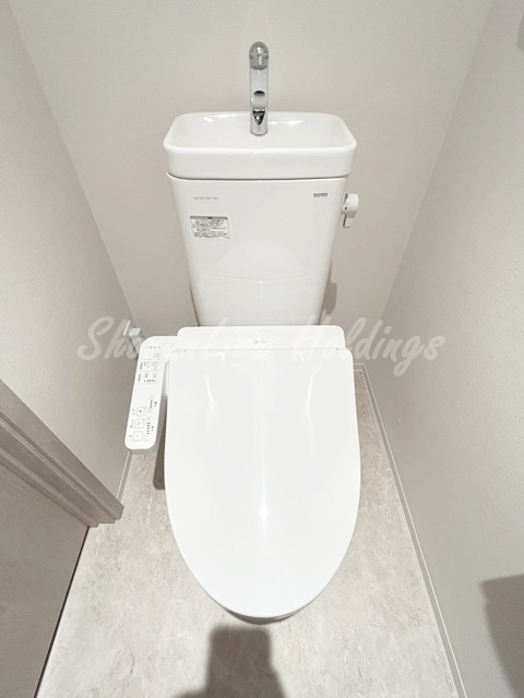 トイレ　トイレ個室♪