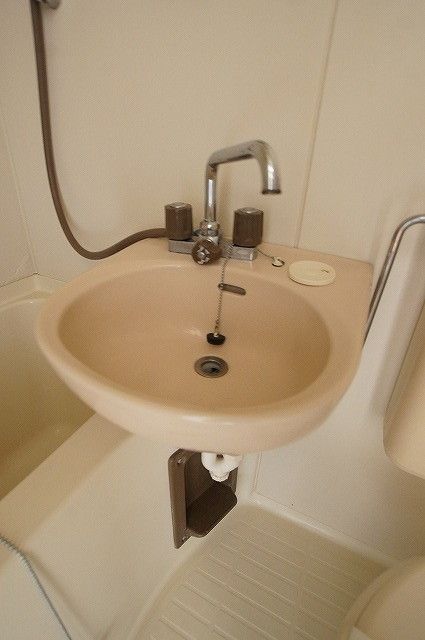 洗面設備　～ハイツライラックのご紹介です～