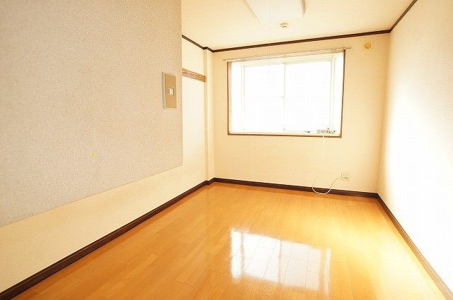 居室・リビング　～ハイツライラックのご紹介です～