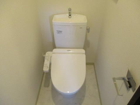 トイレ　シャワー付トイレ