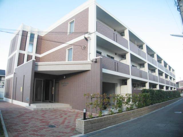建物外観　オートロック完備☆