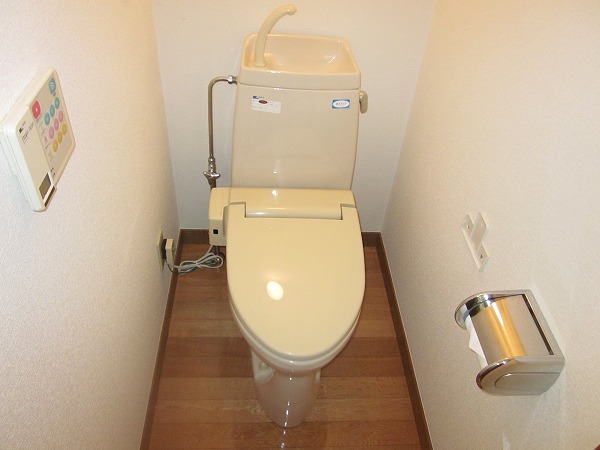 トイレ　※間取りに相違がある場合現況優先です。別部屋参考写真。