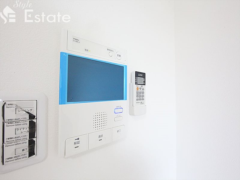 セキュリティ　モニター付きインターホン