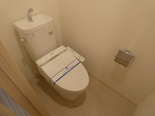 トイレ　落ち着いたトイレです