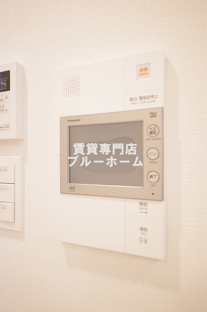 セキュリティ　安心のモニター付きインターホン！