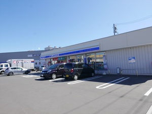 コンビニ　ローソン（コンビニ）まで80m