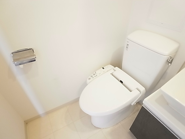 トイレ　同仕様別部屋