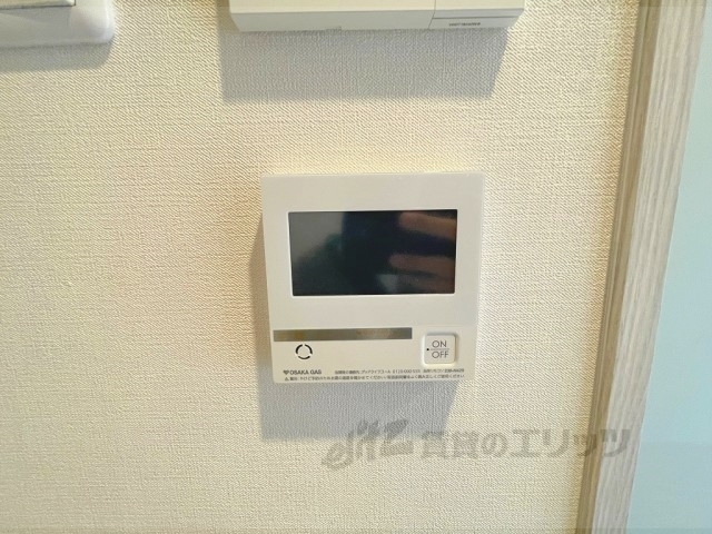 その他設備　給湯器リモコン