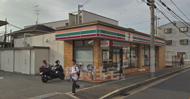 コンビニ　セブンイレブン　高槻大蔵司2丁目店（コンビニ）まで299m