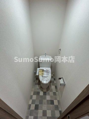 トイレ　落ち着いたトイレです