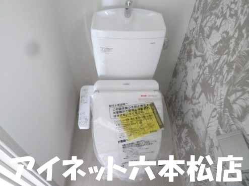 トイレ　清潔感のあるトイレです