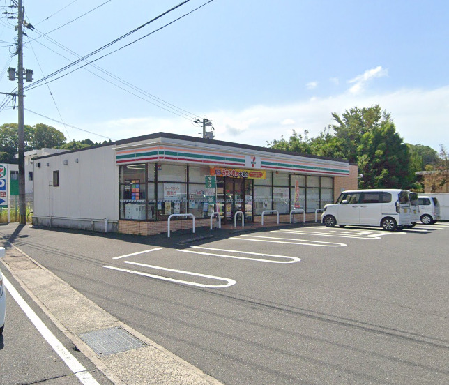 コンビニ　セブンイレブン 鹿屋新生町店（コンビニ）まで594m