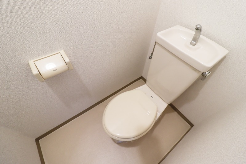 トイレ　図面と現状に相違がある場合には現状を優先