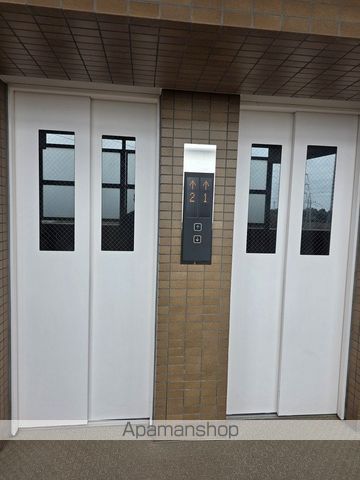 ロビー　ロビー