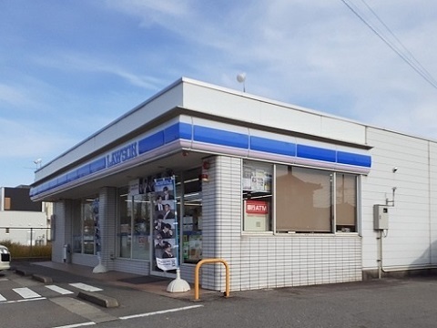 コンビニ　ローソン富山西公文名店（コンビニ）まで290m