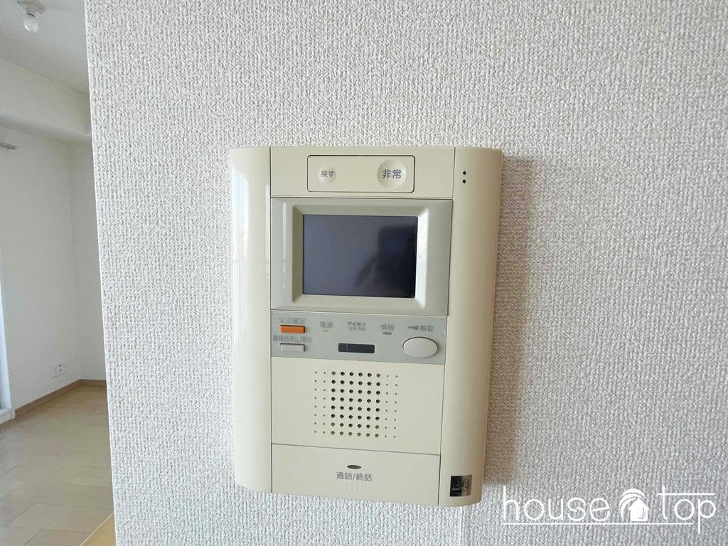 セキュリティ　オートロック・エレベータ付き