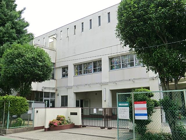 小学校　板橋区立高島第一小学校（小学校）まで564m
