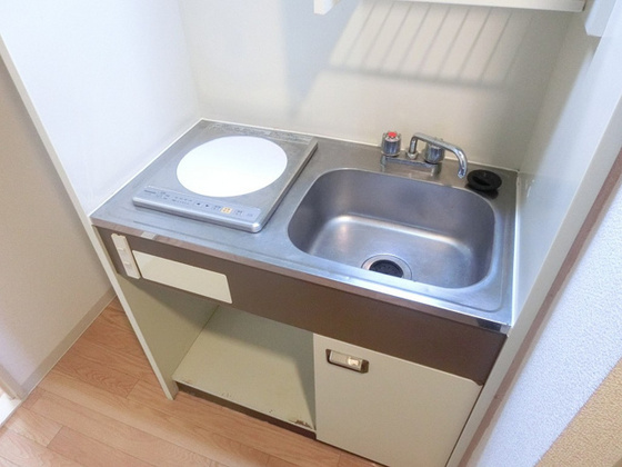 キッチン　※別部屋の写真です