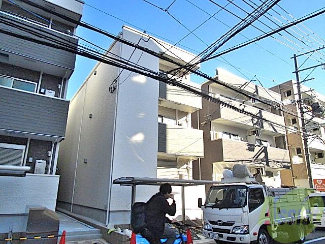 建物外観　吹田市垂水町「フジパレス江坂６番館」