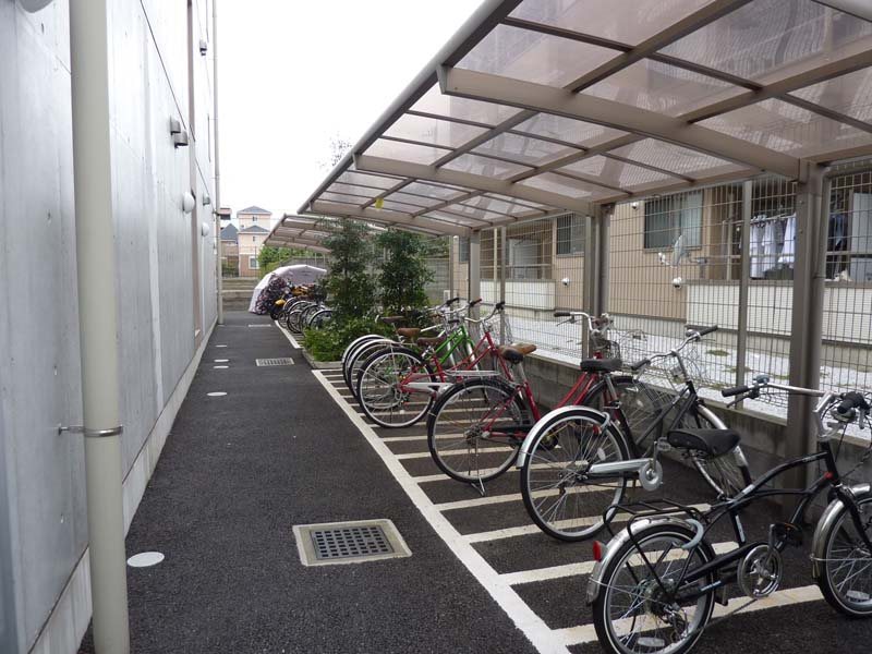 駐車場　駐輪場