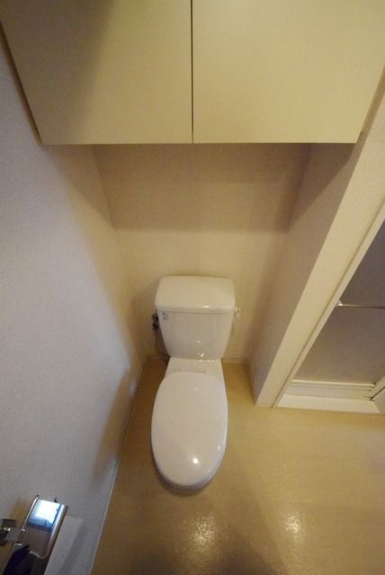 トイレ　※実際のお部屋は反転タイプの間取りです※