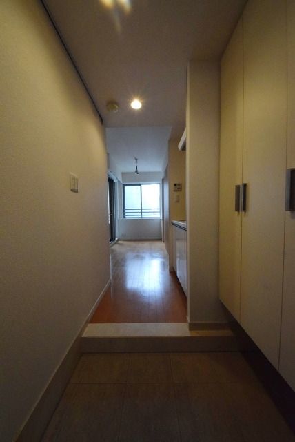 玄関　※実際のお部屋は反転タイプの間取りです※
