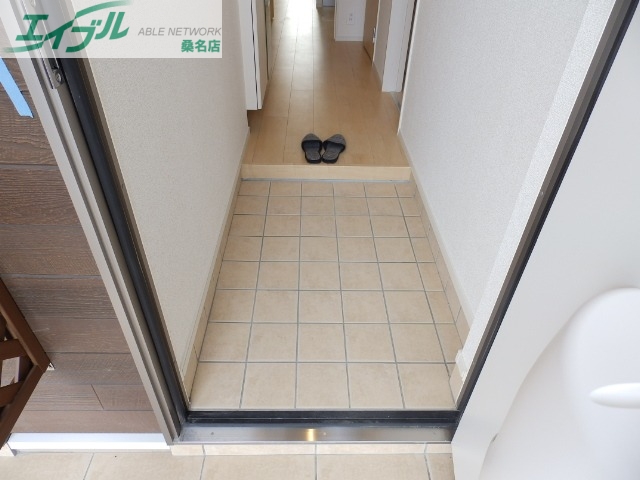 玄関　反転タイプ参考写真