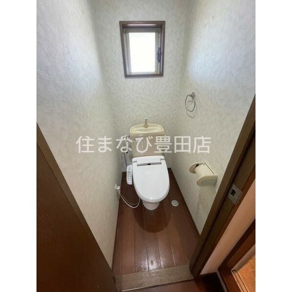 トイレ　同型タイプ