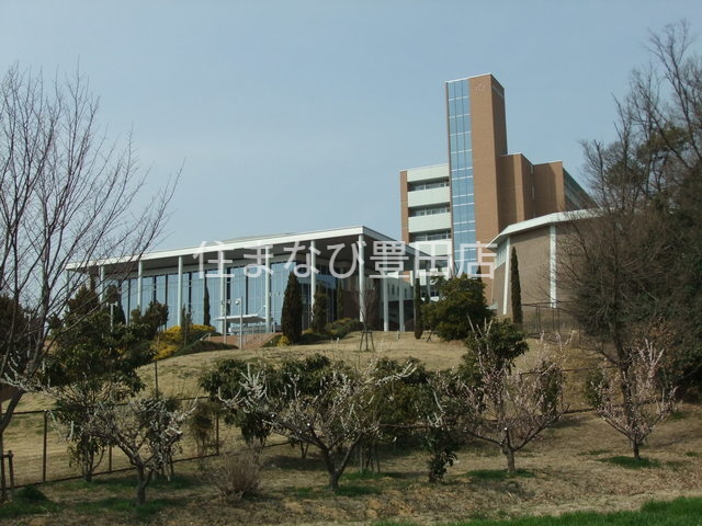 大学・短大　私立日本赤十字豊田看護大学（大学・短大）まで1268m