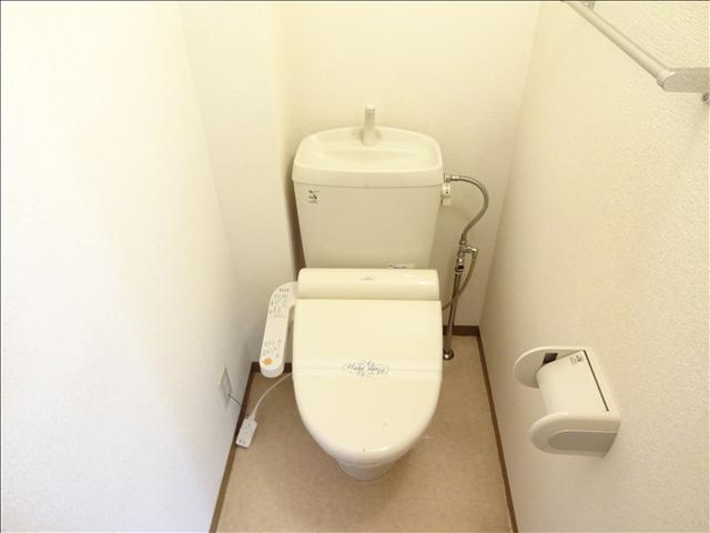 トイレ　ウォシュレット付き