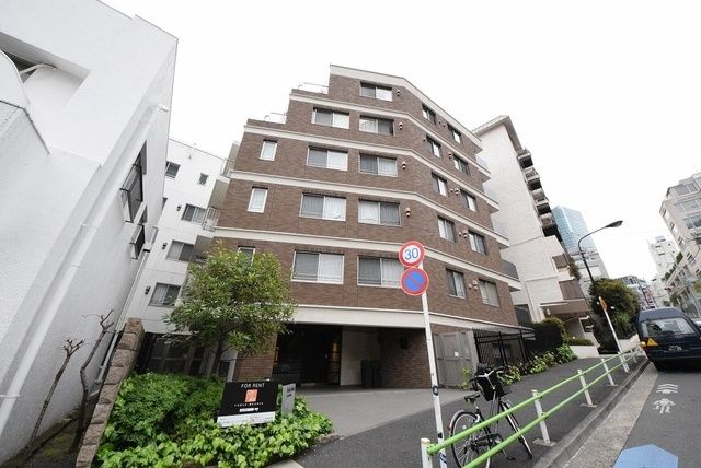 建物外観　檜町公園目の前