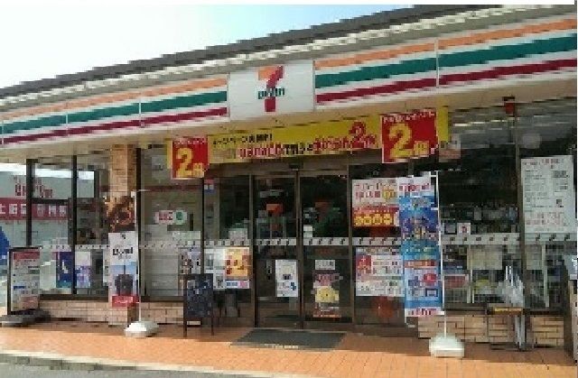 コンビニ　セブンイレブン（コンビニ）まで350m
